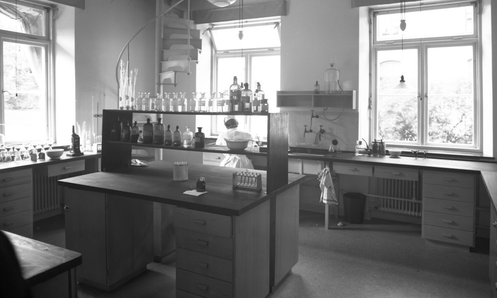 The Empty Lab, in Science and in Fiction
