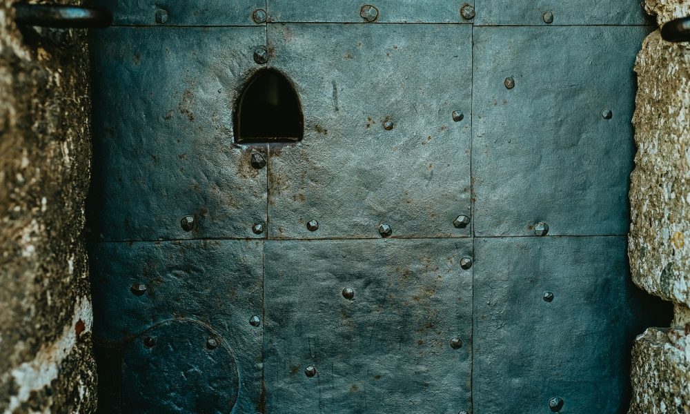 “The Door’s Still Locked”: Fiction after Fascism