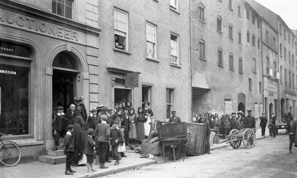 What Can Big Data Teach Us about Eviction?